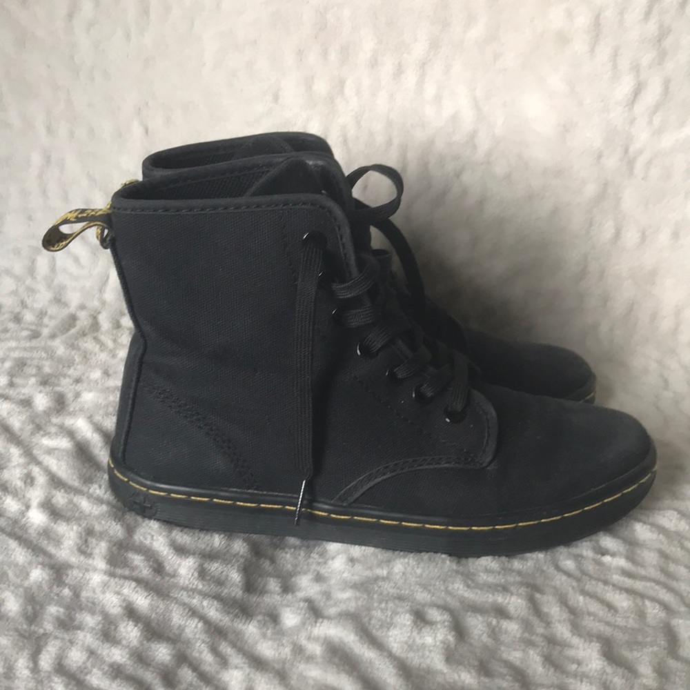 DR.MARTENS SHOREDITCH